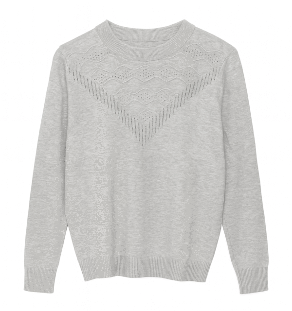Sweater Gris con Tejido Calado en el Pecho